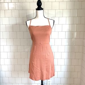 🆕 ASOS design mini square neck sundress:)